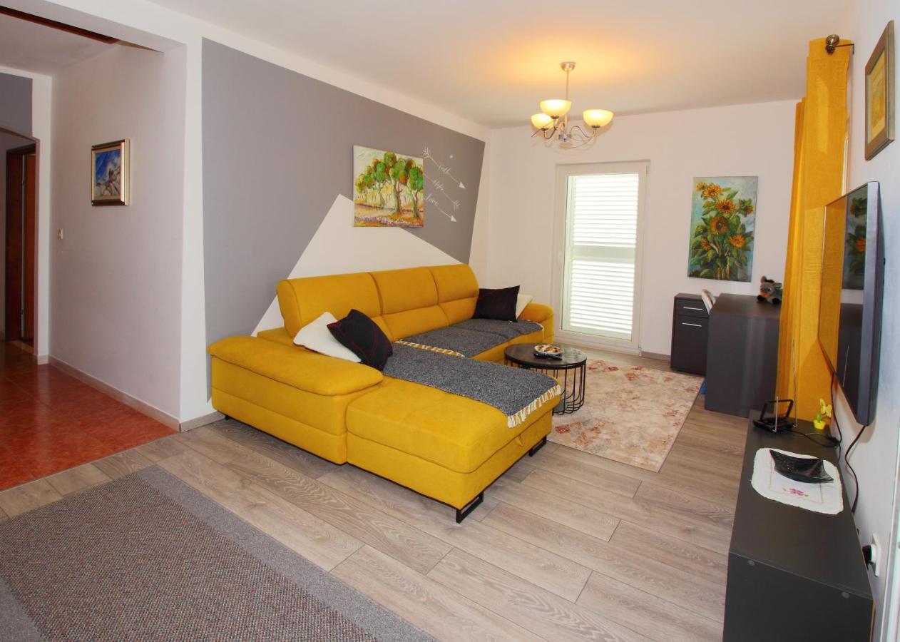 Apartment Marita Cilipi Bagian luar foto