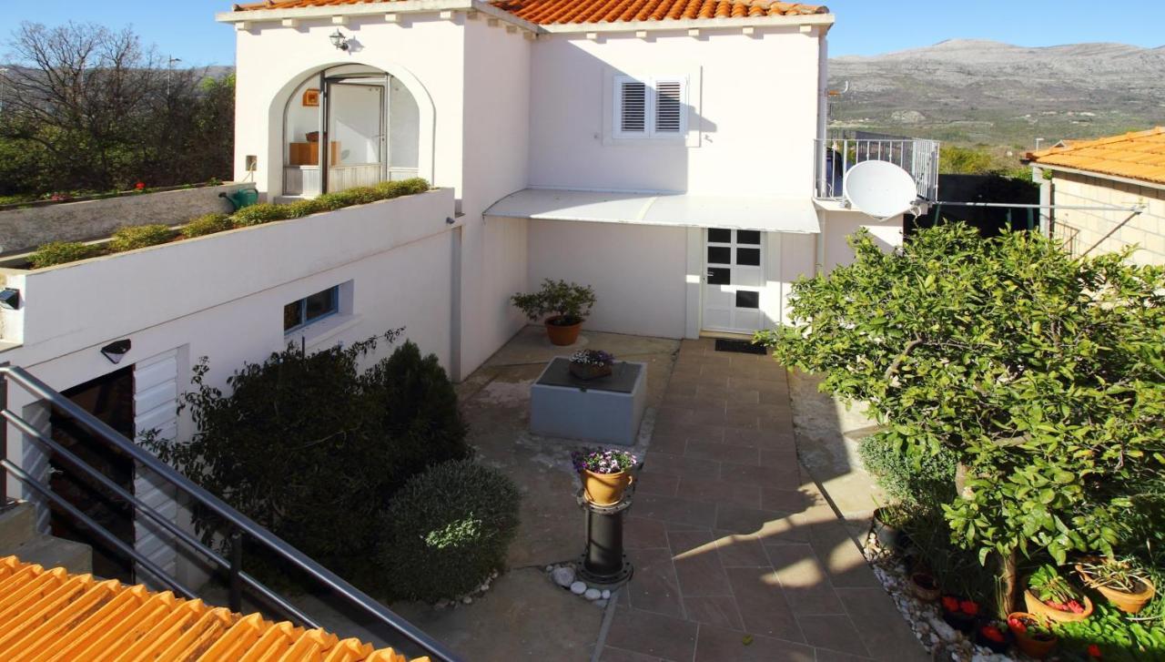 Apartment Marita Cilipi Bagian luar foto