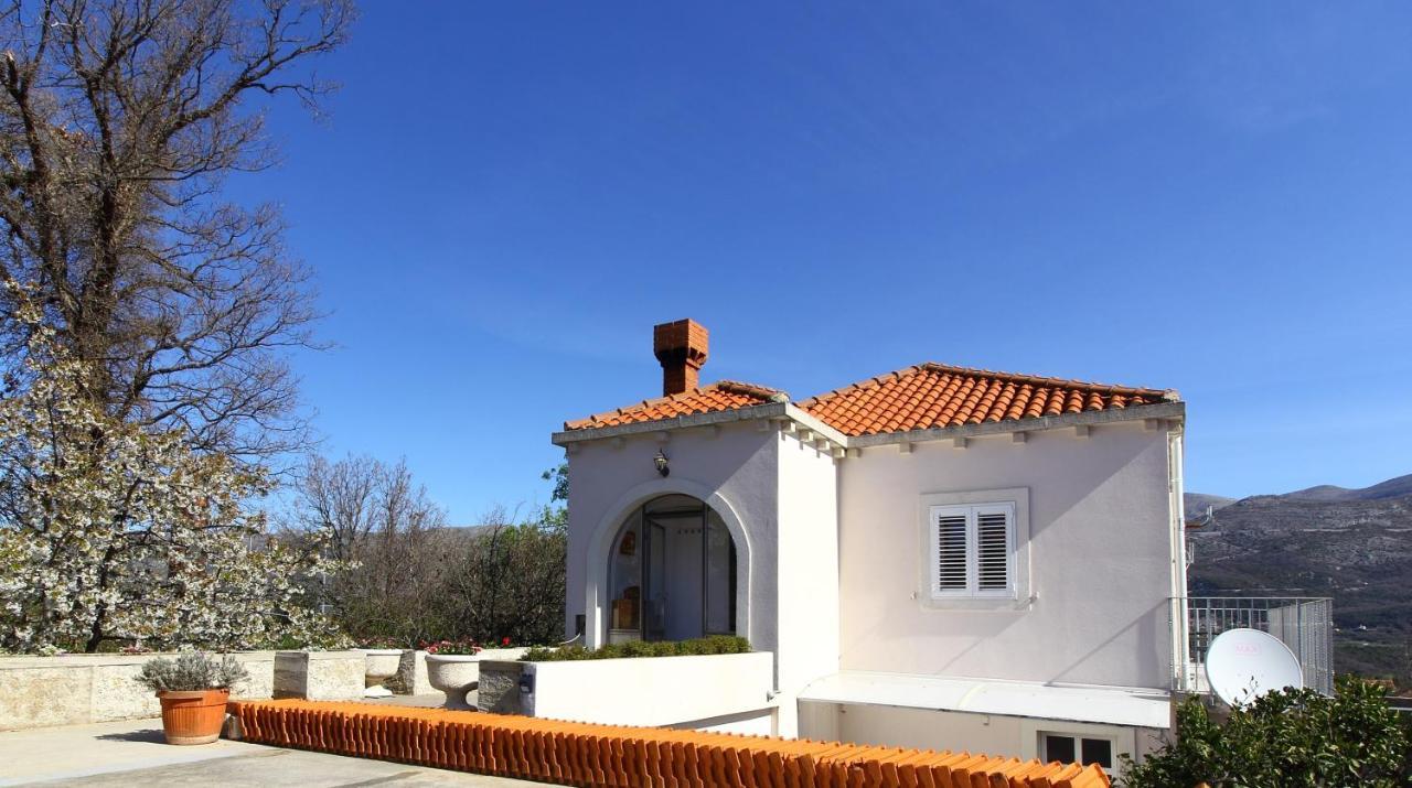 Apartment Marita Cilipi Bagian luar foto